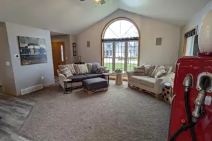 501 Crowfoot Ave, Fond du Lac, WI 54935 - Photo 3