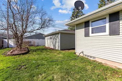 1031 Roberts Avenue, Appleton, WI 54914 - Photo 27