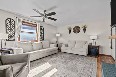 1031 Roberts Avenue, Appleton, WI 54914 - Photo 5