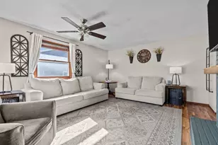 1031 Roberts Ave, Appleton, WI 54914 - Photo 5