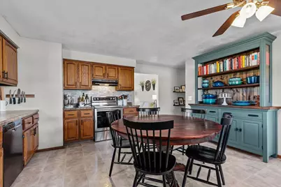 1031 Roberts Avenue, Appleton, WI 54914 - Photo 9