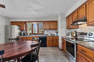1031 Roberts Ave, Appleton, WI 54914 - Photo 7