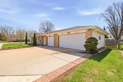 831 N Danz Avenue, Green Bay, WI 54302 - Photo 33