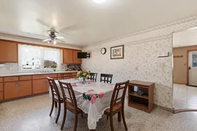 831 N Danz Avenue, Green Bay, WI 54302 - Photo 5