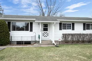 1900 Julie Ln, Stevens Point, WI 54481 - Photo 9