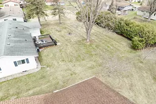 1900 Julie Ln, Stevens Point, WI 54481 - Photo 37