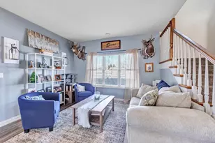 1566 Belle Plane Cir, Green Bay, WI 54313 - Photo 5