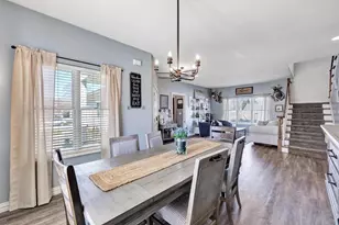 1566 Belle Plane Cir, Green Bay, WI 54313 - Photo 3