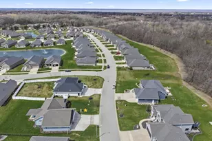 3492 Peppergrass Dr, Green Bay, WI 54311 - Photo 55