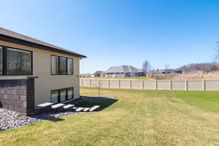 2929 Creekwood Dr, Green Bay, WI 54311 - Photo 63