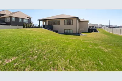 2929 Creekwood Drive, Green Bay, WI 54311 - Photo 75