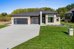 2929 Creekwood Dr, Green Bay, WI 54311 - Photo 65