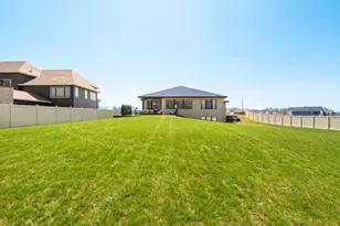 2929 Creekwood Dr, Green Bay, WI 54311 - Photo 59