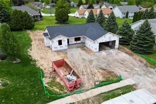 1505 Lisa Ln, New Holstein, WI 53062 - Photo 3