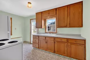 431 E Coolidge Ave, Appleton, WI 54915 - Photo 5