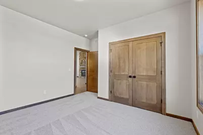 N8870 Killarney Way, Menasha, WI 54952 - Photo 35