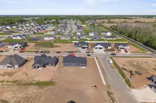 N8870 Killarney Way, Menasha, WI 54952 - Photo 71