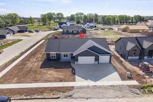 N8870 Killarney Way, Menasha, WI 54952 - Photo 63