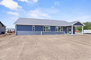 N8870 Killarney Way, Menasha, WI 54952 - Photo 57