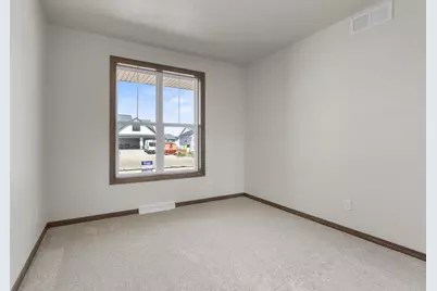 N8870 Killarney Way, Menasha, WI 54952 - Photo 37
