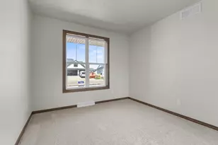 N8870 Killarney Way, Menasha, WI 54952 - Photo 37
