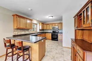 5142 Menominee Line Rd, Gillett, WI 54124 - Photo 9