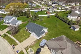 2276 Samantha St, De Pere, WI 54115 - Photo 49