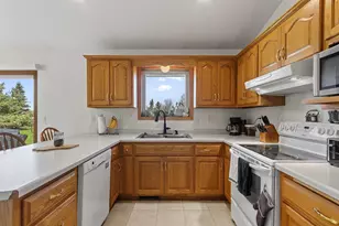 2276 Samantha St, De Pere, WI 54115 - Photo 11