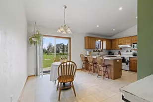 2276 Samantha St, De Pere, WI 54115 - Photo 13