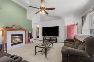 2276 Samantha St, De Pere, WI 54115 - Photo 5