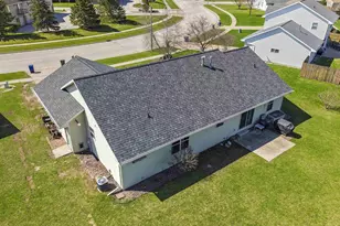2276 Samantha St, De Pere, WI 54115 - Photo 39