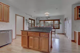 4715 Grand Meadows Dr, Appleton, WI 54914 - Photo 17