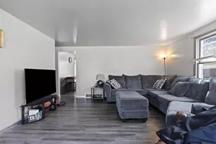 260 N Danz Ave, Green Bay, WI 54302 - Photo 7