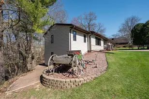 371 Wesley Ave, Green Bay, WI 54302 - Photo 49