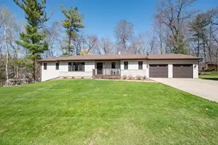 371 Wesley Ave, Green Bay, WI 54302 - Photo 9