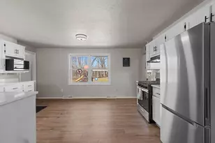 3175 Birch Rd, Suamico, WI 54172 - Photo 5