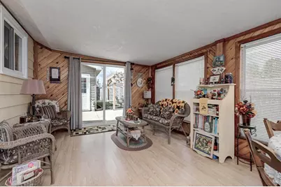 1021 Apple Blossom Drive, Neenah, WI 54956 - Photo 13