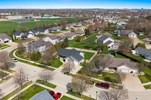512 Applewood Dr, Kimberly, WI 54136 - Photo 51