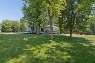 W5625 Faro Springs Rd, Hilbert, WI 54129 - Photo 19
