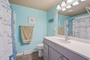 W5625 Faro Springs Rd, Hilbert, WI 54129 - Photo 17
