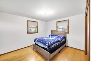 1715 Beaver Dam Dr, Green Bay, WI 54304 - Photo 9