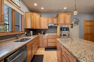 410 Hemlock St, Peshtigo, WI 54157 - Photo 19