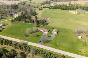 N4575 Larry Rd, New London, WI 54961 - Photo 9