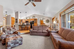2776 Steamboat Springs, Green Bay, WI 54313 - Photo 11