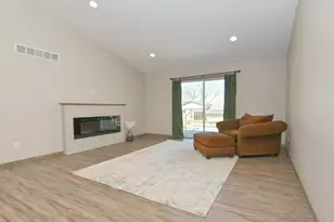 420 Prairie Way, Wrightstown, WI 54180 - Photo 23