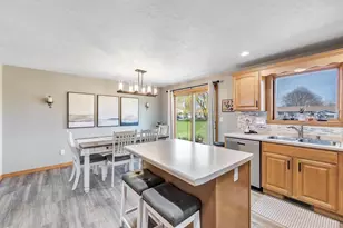 2159 Verlin Rd, Green Bay, WI 54311 - Photo 5