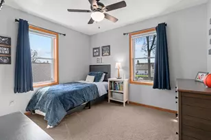 223 Allen Ave, Oshkosh, WI 54901 - Photo 17