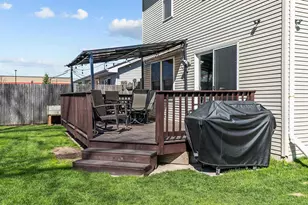223 Allen Ave, Oshkosh, WI 54901 - Photo 23