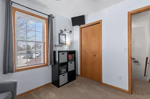 223 Allen Ave, Oshkosh, WI 54901 - Photo 15