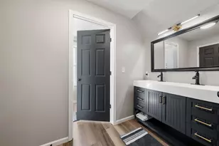 105 W 6th St, Kaukauna, WI 54130 - Photo 29